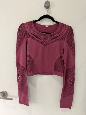 ALO Siren Long Sleeve Women's Rose-Mauve Crochet Detail Long Sleeve Top